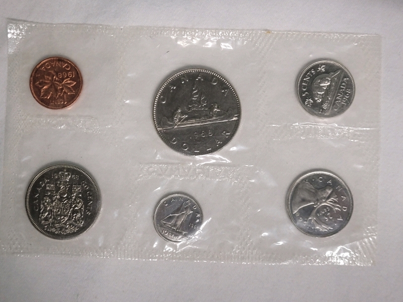 1968 Canadian Coin Set . Sealed , Uncirculated