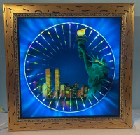 Lamplight Pictures Statue of Liberty 14 &ldquo; x 14 &ldquo; lights up