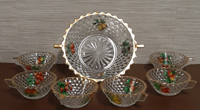 Vintage Diamond Point Fruit Bowl and Serving Cups 7 pieces in all Fruit Bowl is 9" across and 3" high