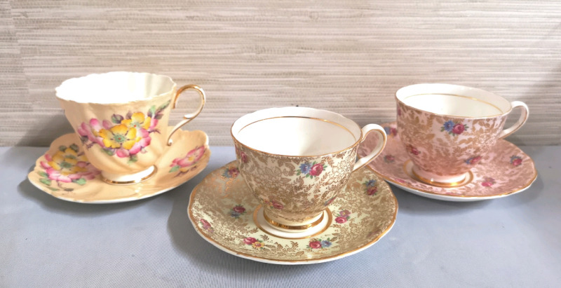 3 Vintage Teacups & Saucers - Paragon & Colclough