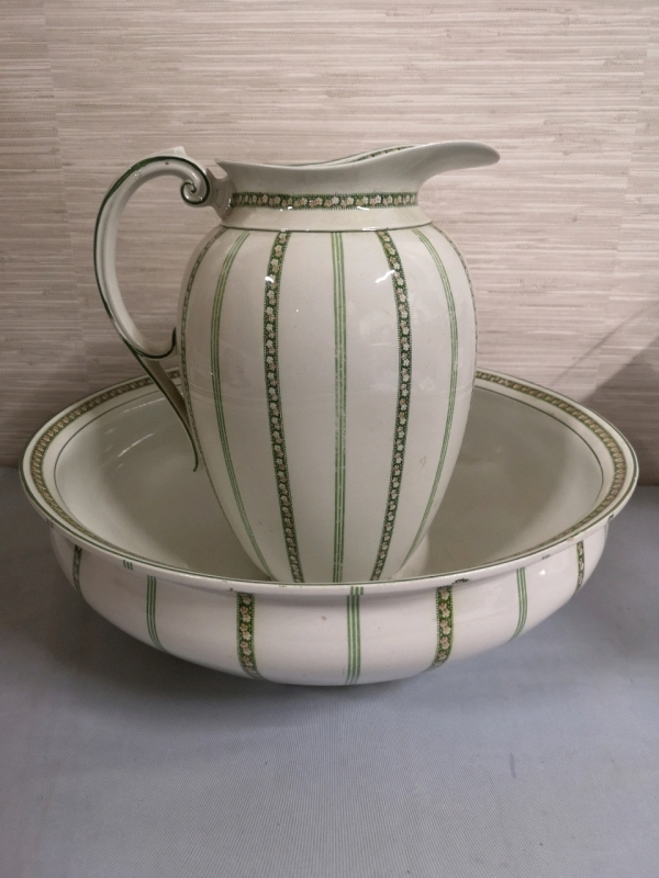 Vintage Pitcher & Basin - Ridgeway England