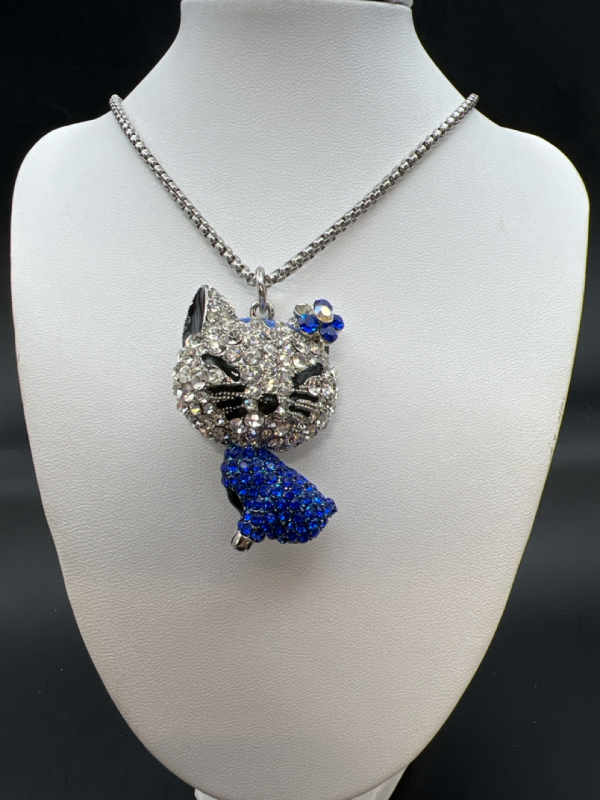 Statement Rhinestone Cat Necklace