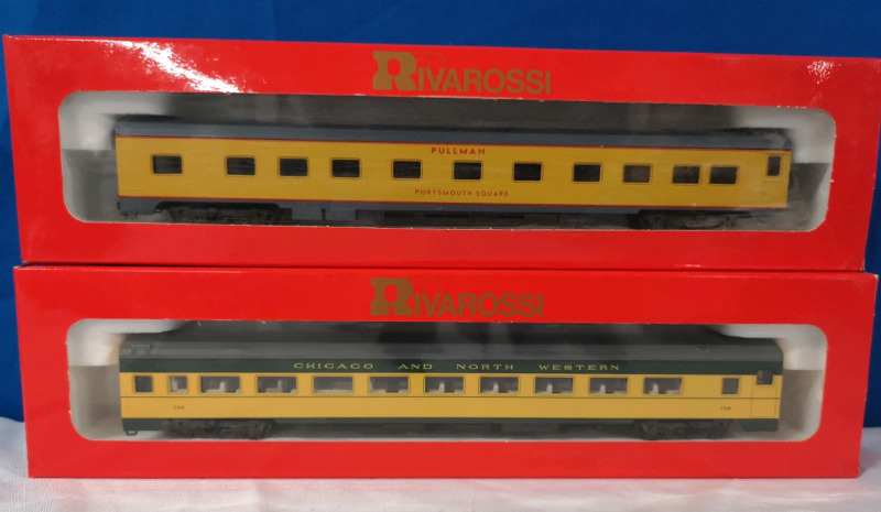 Rivarossi HO Scale Model Railroad Cars - U.P. and Chicago & North Western