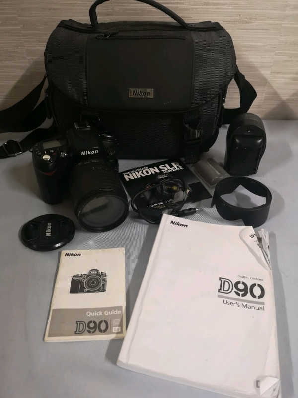 Nikon D90 Digital Camera with Carrying Case