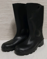 NEW Dunlop Unisex Black Rubber Boots. Mens 13 Women's 11