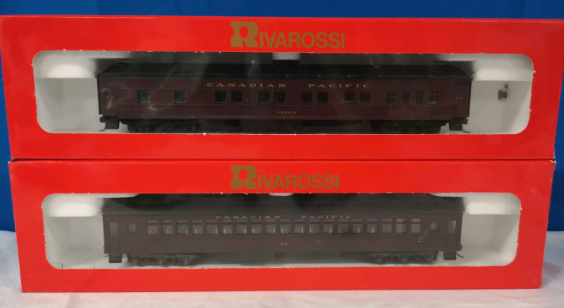 Rivarossi HO Scale Model Railroad Cars - Canadian Pacific