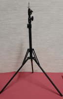 NEW Jal Universal Tripod Extends to 190 cm