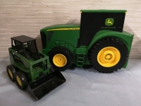 John Deere Loader & Case