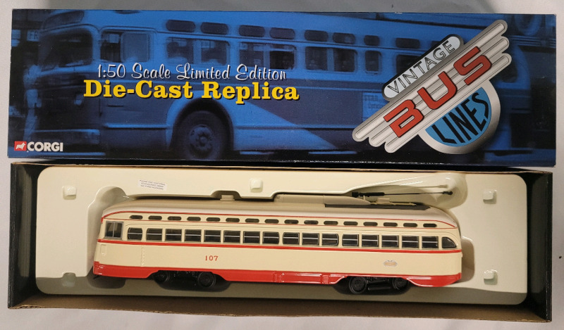 CORGI PCC Streetcar Dept. of Street Railways , Detroit, MI Diecast in Original Box