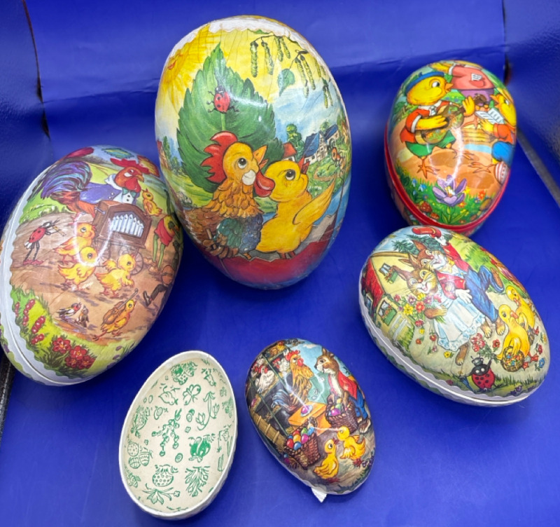 5 Stacking 1920s Western Germany Paper Mache Easter Eggs <br/>