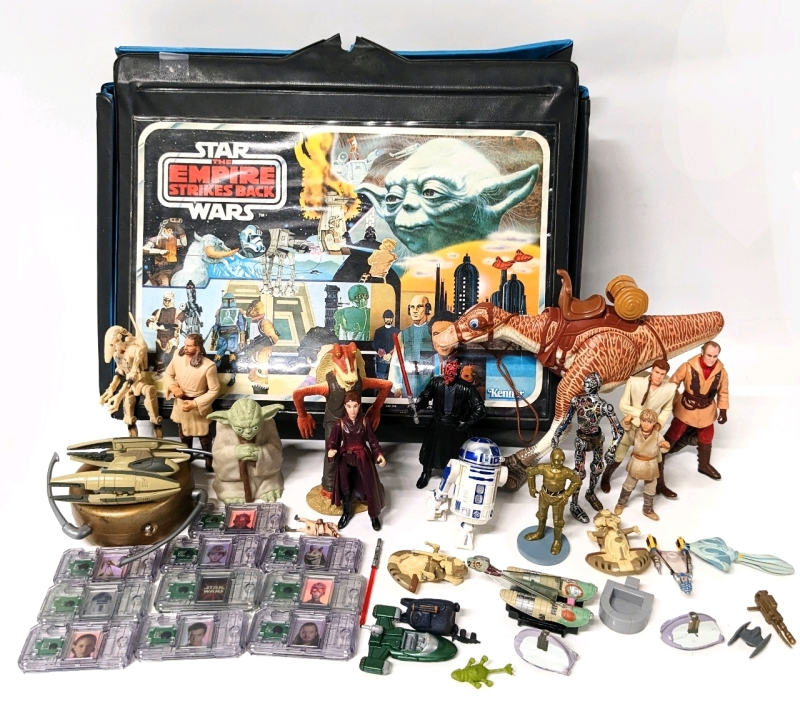 Vintage 1980 STAR WARS The Empire Strikes Back Action Figure Case & Vintage Prequel Action Figures (Late 90's) +