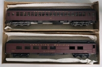 Rivarossi HO Scale Canadian Pacific Railroad Model Passenger Car & Diner Car