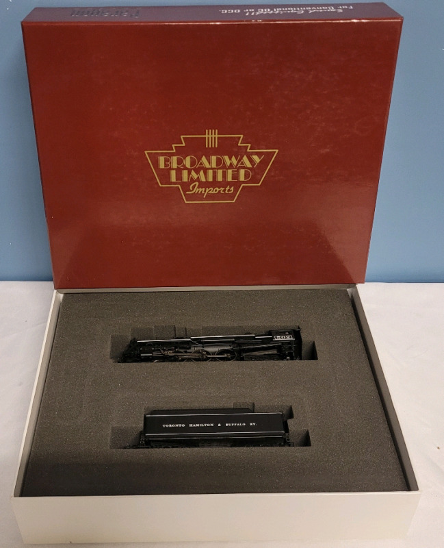 Broadway Limited HO Scale TH&B Hudson Railroad Model Locomotive & Tender #502