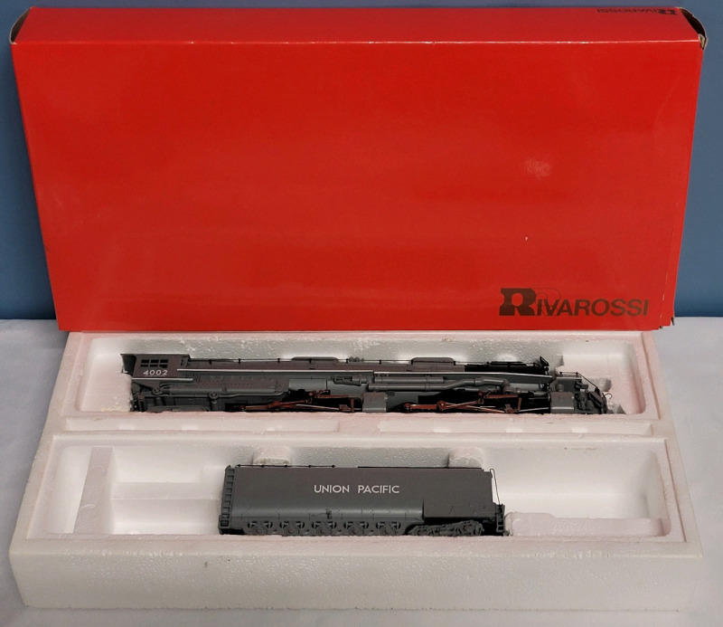 Rivarossi HO Scale " Big Boy " Union Pacific Locomotive Engine & Tender #4002