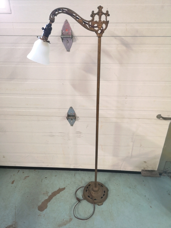 Vintage Bridge Lamp with Shade - Working