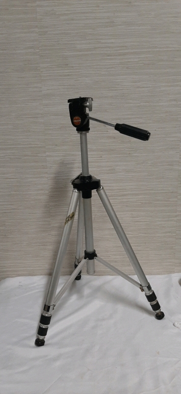 Vintage Cherry Quality Tripod Extends from 28 to 54"