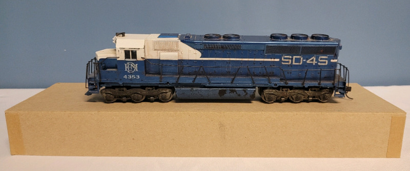 MTH HO Scale Railroad Model EMD Demonstrator SD-45 Diesel Engine