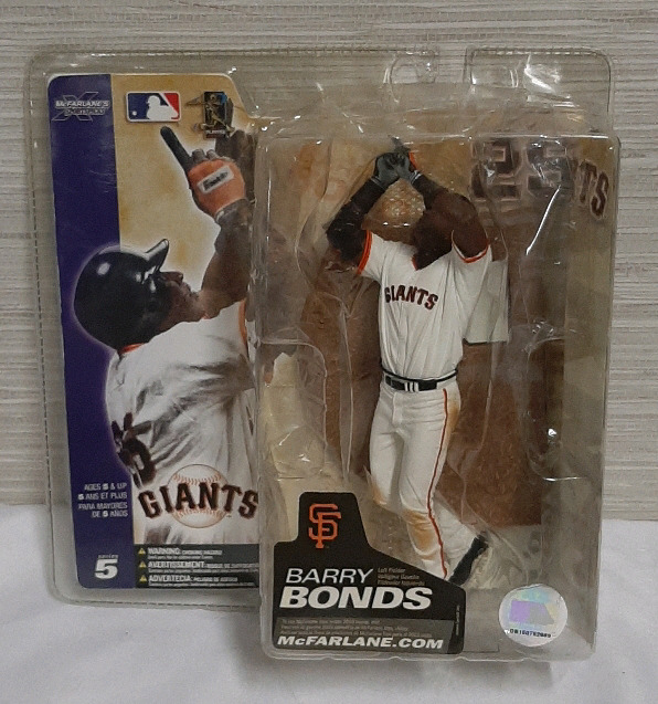 VINTAGE Barry Bonds Figure in Unopened but Damaged Package.