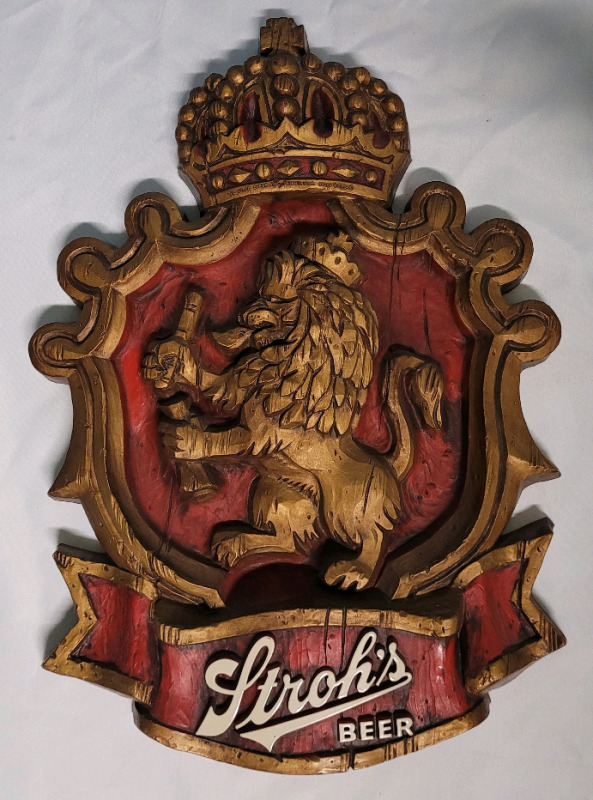 Vintage STROH'S Beer Wall Sign . Measures 14"×20"