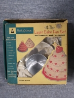 Vintage Maid of Honor 4-Tier Layer Cake Pan Set