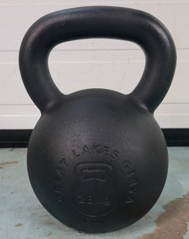 New - Great Lakes Girya .Com 28kg (62lbs) Cast Iron Kettle Bell