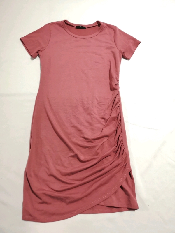 New Women's Dress sz Medium by Axis