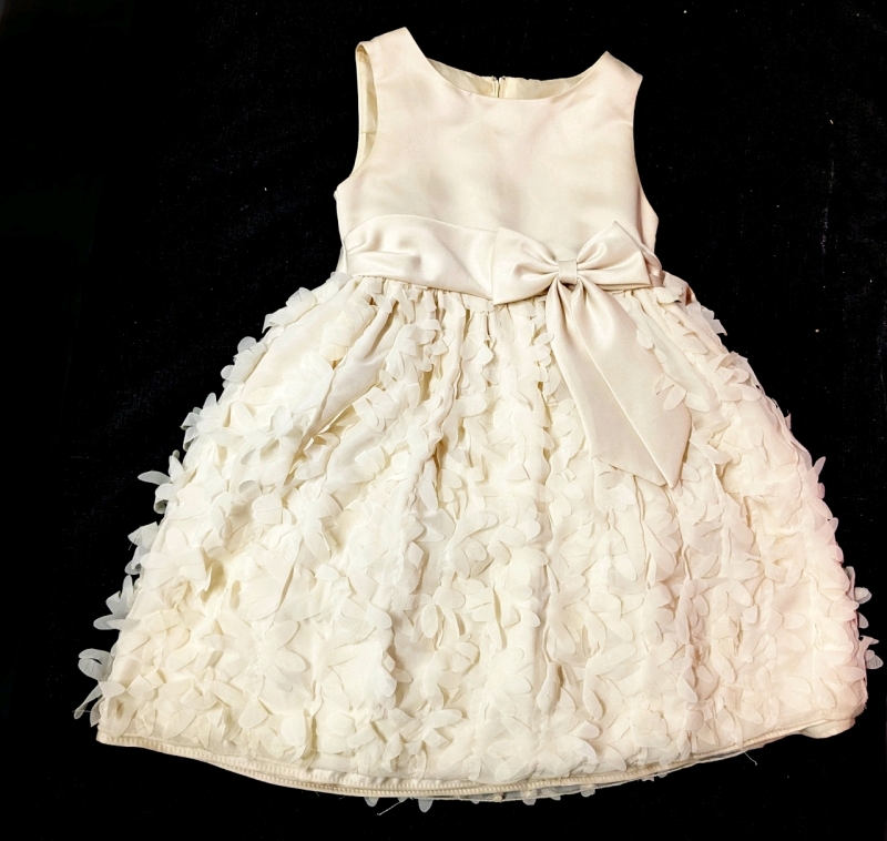 Absolutely Adorable PRINCESS FAITH Girl's Cream Blossom Flower Girl Dress (size 6x)