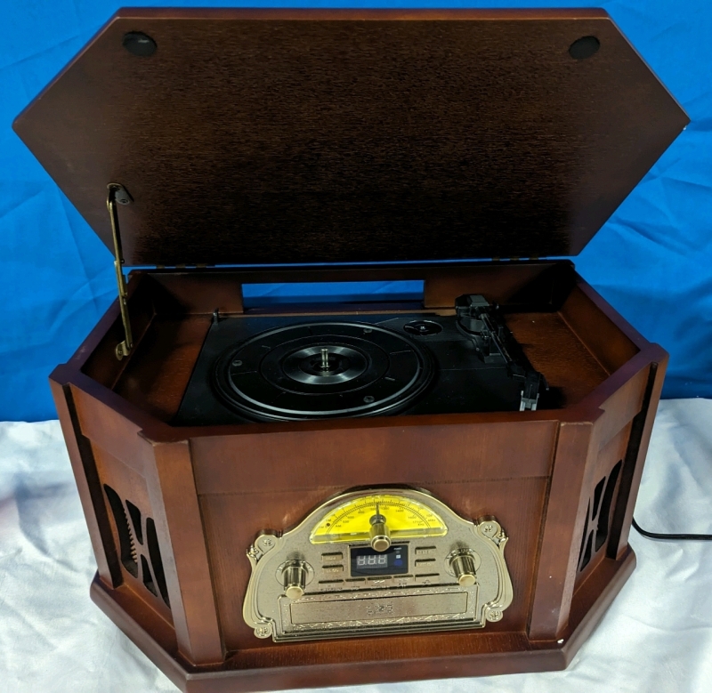 New 10 - 1 Wooden Turntable Stereo System