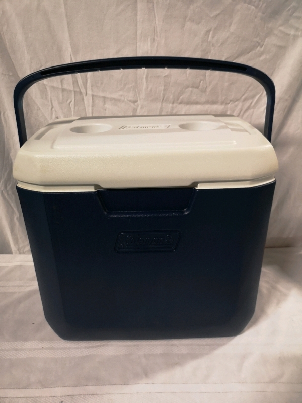 Coleman Cooler 16.5"x11.5"x15.5"