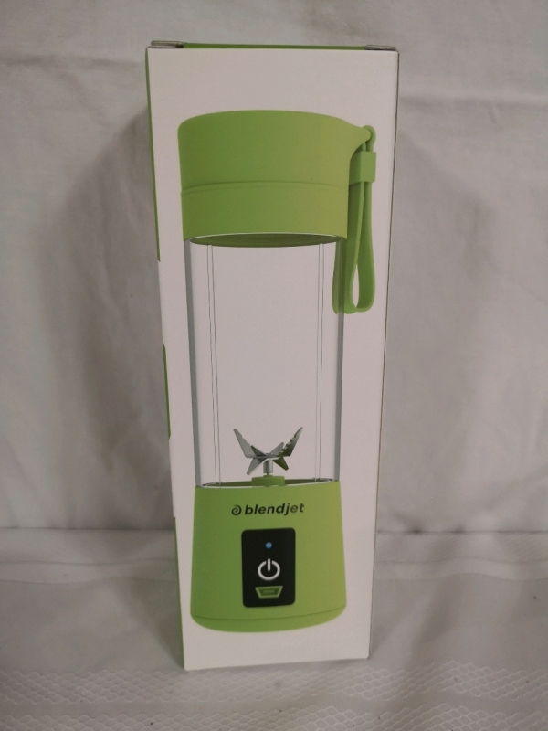 New Blendjet Portable Blender - 9.5" tall