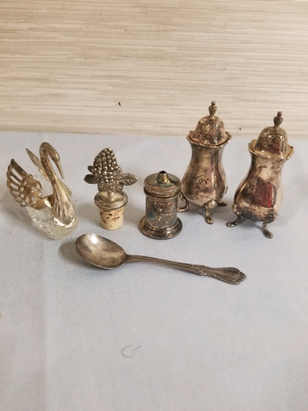 Vintage silver plate Salt & Pepper lot
