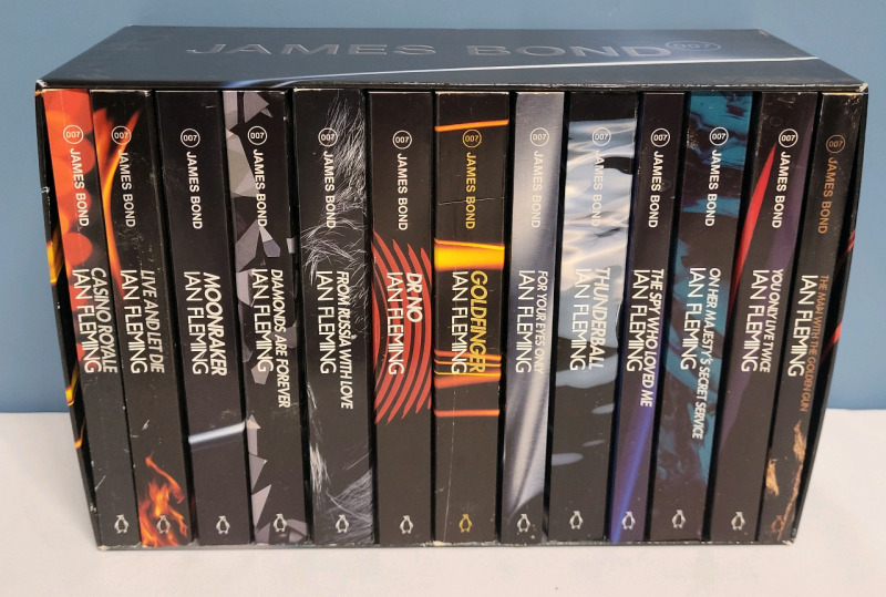 Ian Fleming ' James Bond 007 ' Soft Cover Book Set , 13 Books