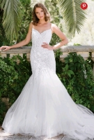 New Romantic Mermaid Wedding Dress With Sweetheart Neckline sz 14