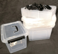 6 New Jujiajia Clear Plastic Containers with Lids - 5x Lids Cracked on Corner
