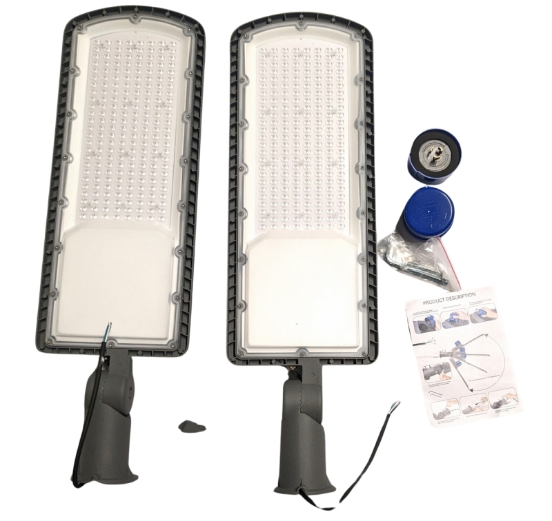 1YANYCN 2 Pack 200W LED Parking Lot Light,5000K Daylight Dusk to Dawn Outdoor Shoebox Pole Lighting