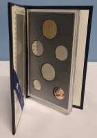 1990 Canadian Uncirculated Coin Set in Case