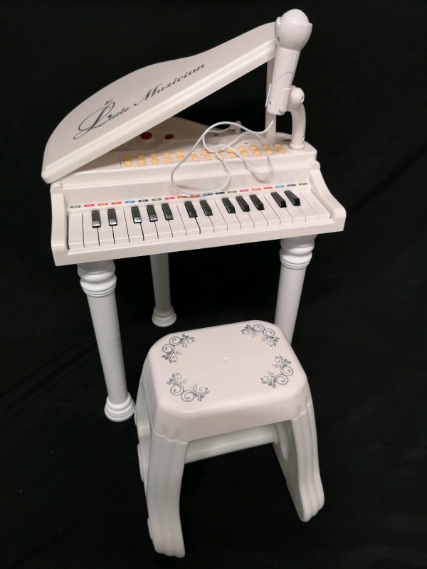 Like New Baoli Little Musician Kids Piano with Stool - Working