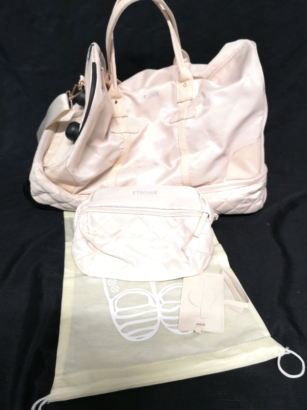 Etronik Duffle Bag on Wheels