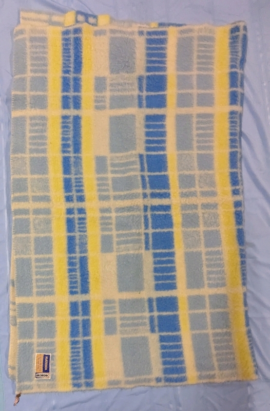 Vintage Hatema Real Dutch 100% Wool Blanket 64" x 85" with Original Metal Wool Medal Tag