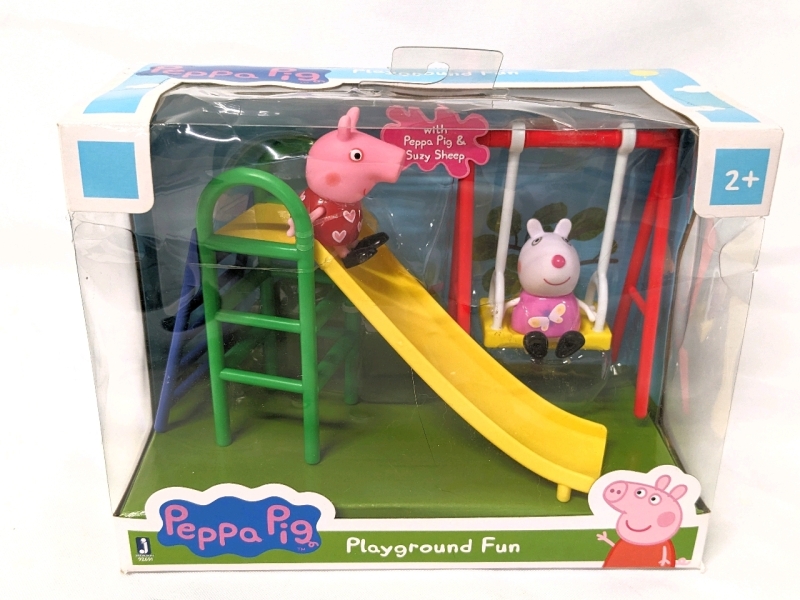 New PEPPA PIG Playground Fun Playset with Peppa Pig & Suzy Sheep