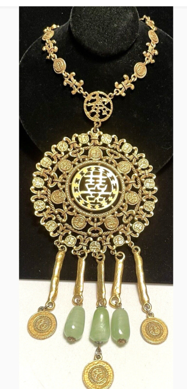 GOLDETTE filigree Medalian Statement Vintage Necklace
