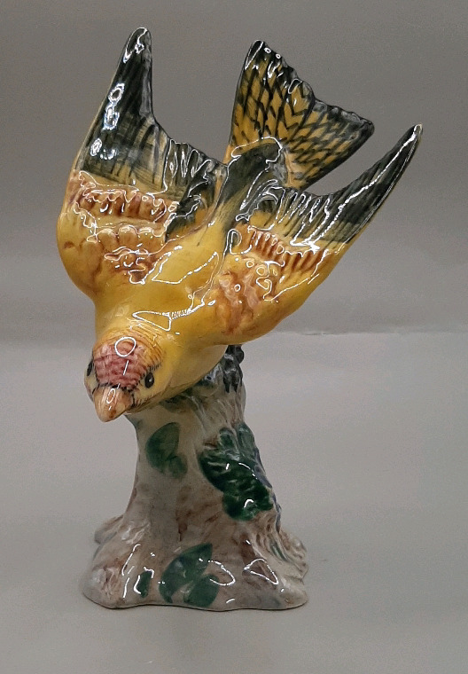 Vintage Beswick Tanager Model#928 Issued 1941-1959
