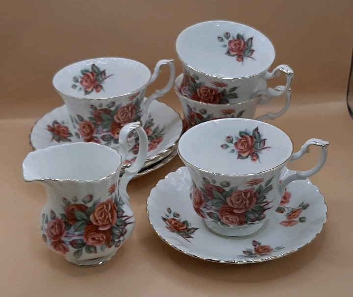 Vintage Royal Albert Centennial Rose 4 Cups and Saucers 3.5" Creamer