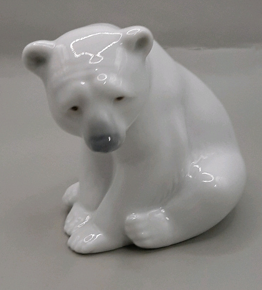 Vintage 3.25" Lladro Polar Bear Figurine