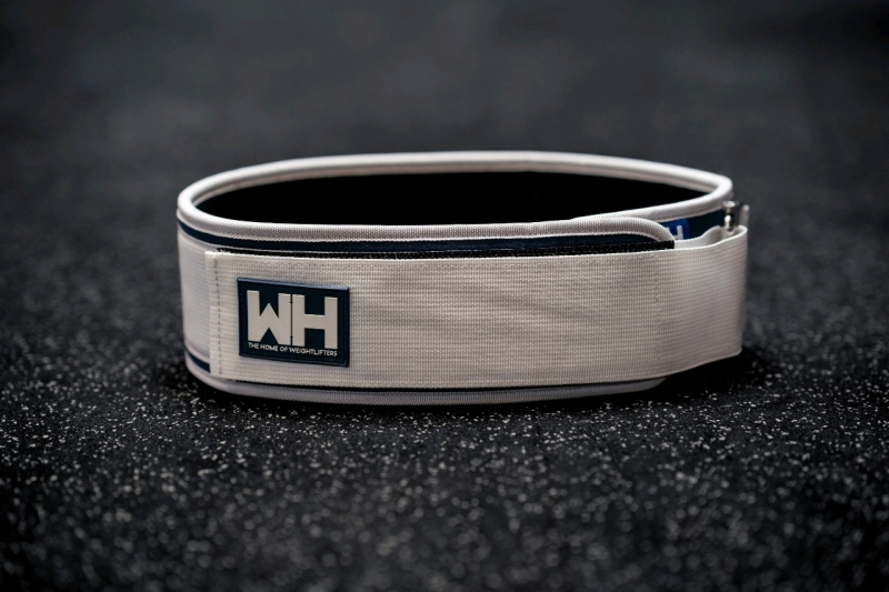 New Weightlifting House Neoprene Belt. Size Medium.