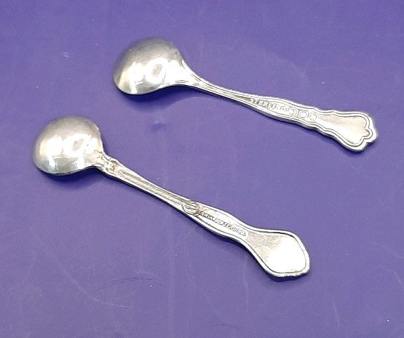 Vintage 2 Salt Sterling Salt Spoons The longest one is 2.5"