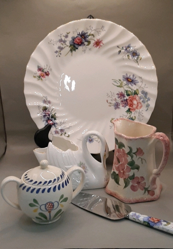 Vintage Royal Staffordshire 10.5" Cake Plate and Server Cash Family Floral Jug Hand Painted Made in USA Plichta Covered Sugar Bowl Royal Tara Swan Bowl Handmade In Galway Ireland There is a crack in the handle of the cake server