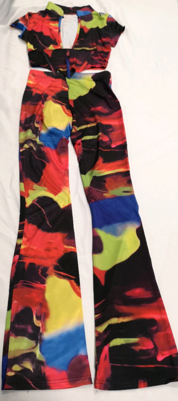 New Women's Crop Top and Leggings sz Medium