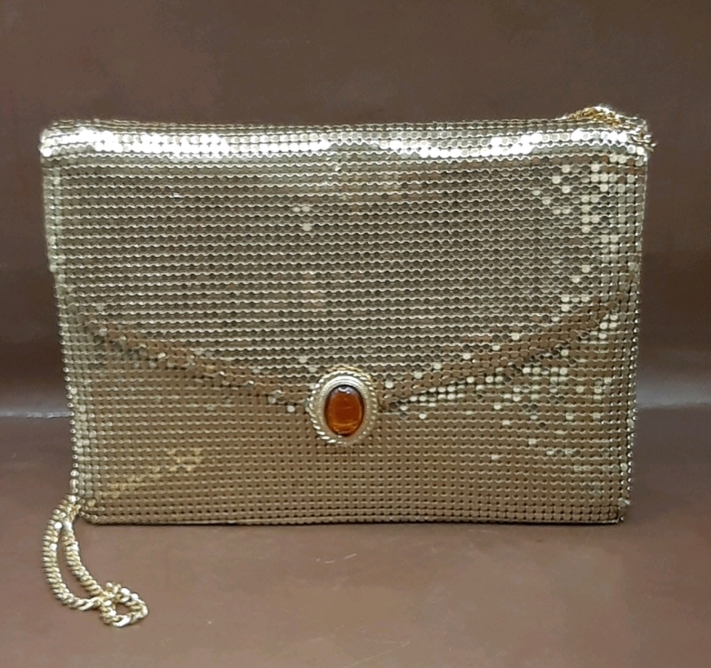 Vintage Whiting and Davis 5" X 7.5" Gold Mesh Purse with Amber Glass Cabachon Clasp