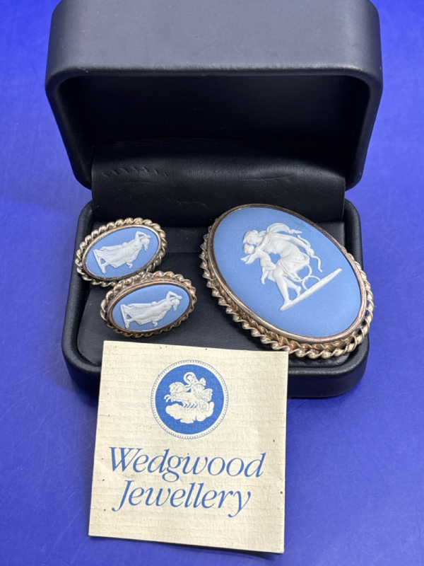 Wedgwood Blue Jaspetware Brooch & Earrings Boxed